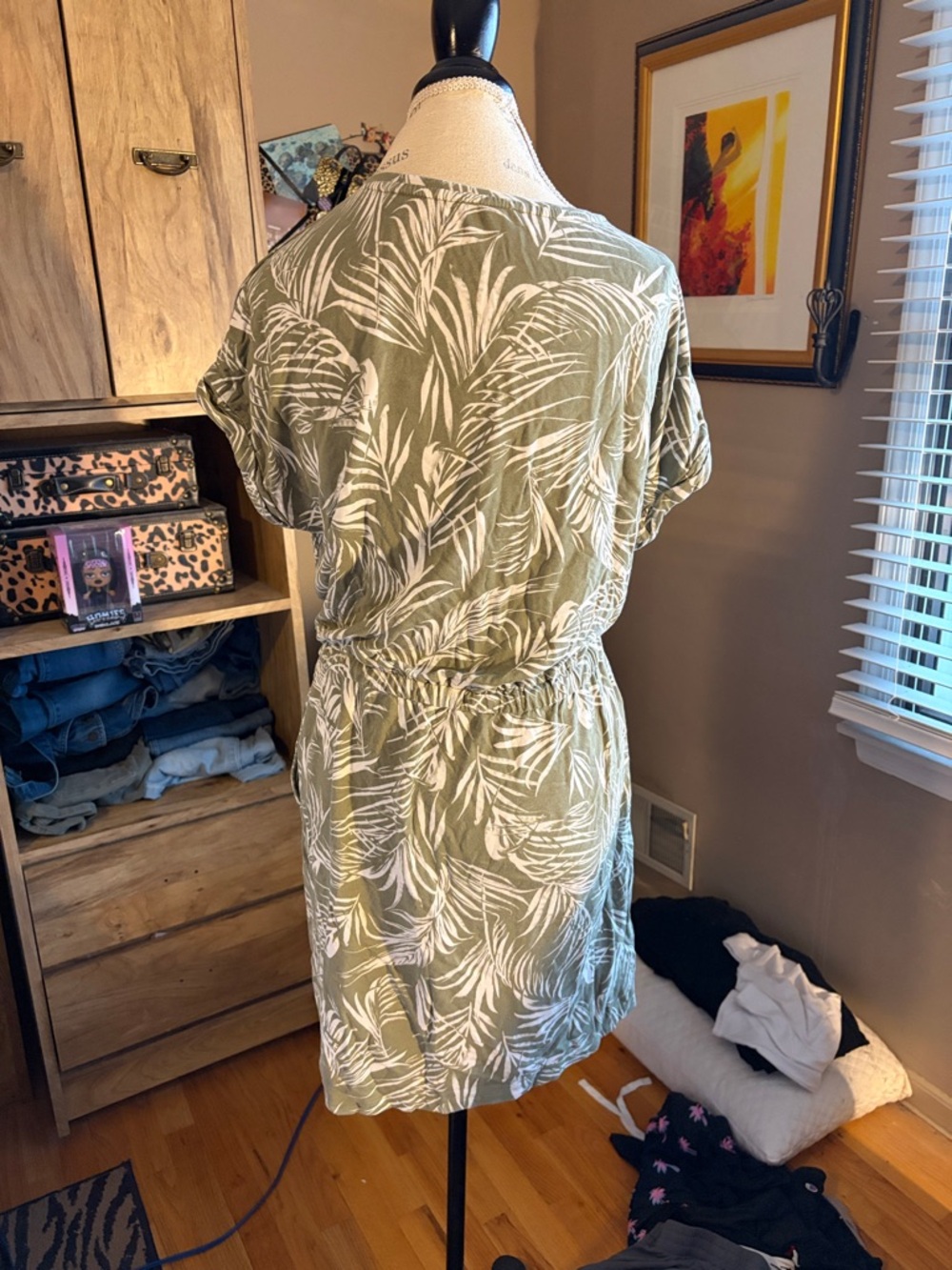 Hillary Radley Olive Green Tropical Print Dress - Medium - Picture 3 of 5